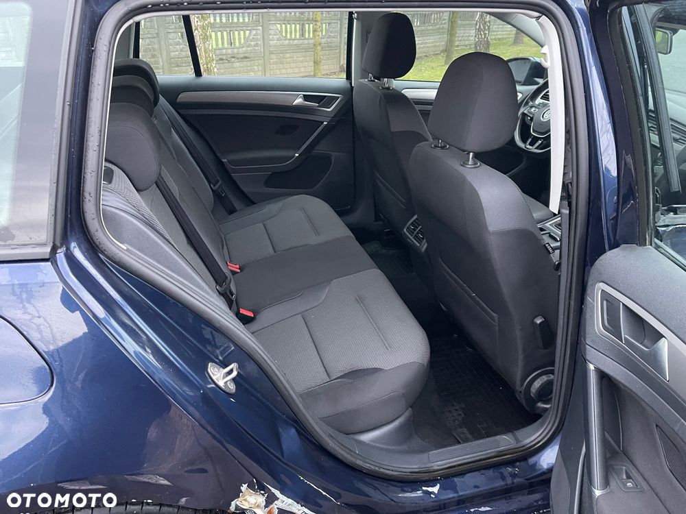 Volkswagen Golf 1.6 TDI 4Motion BlueMotion Technology Trendline - 21