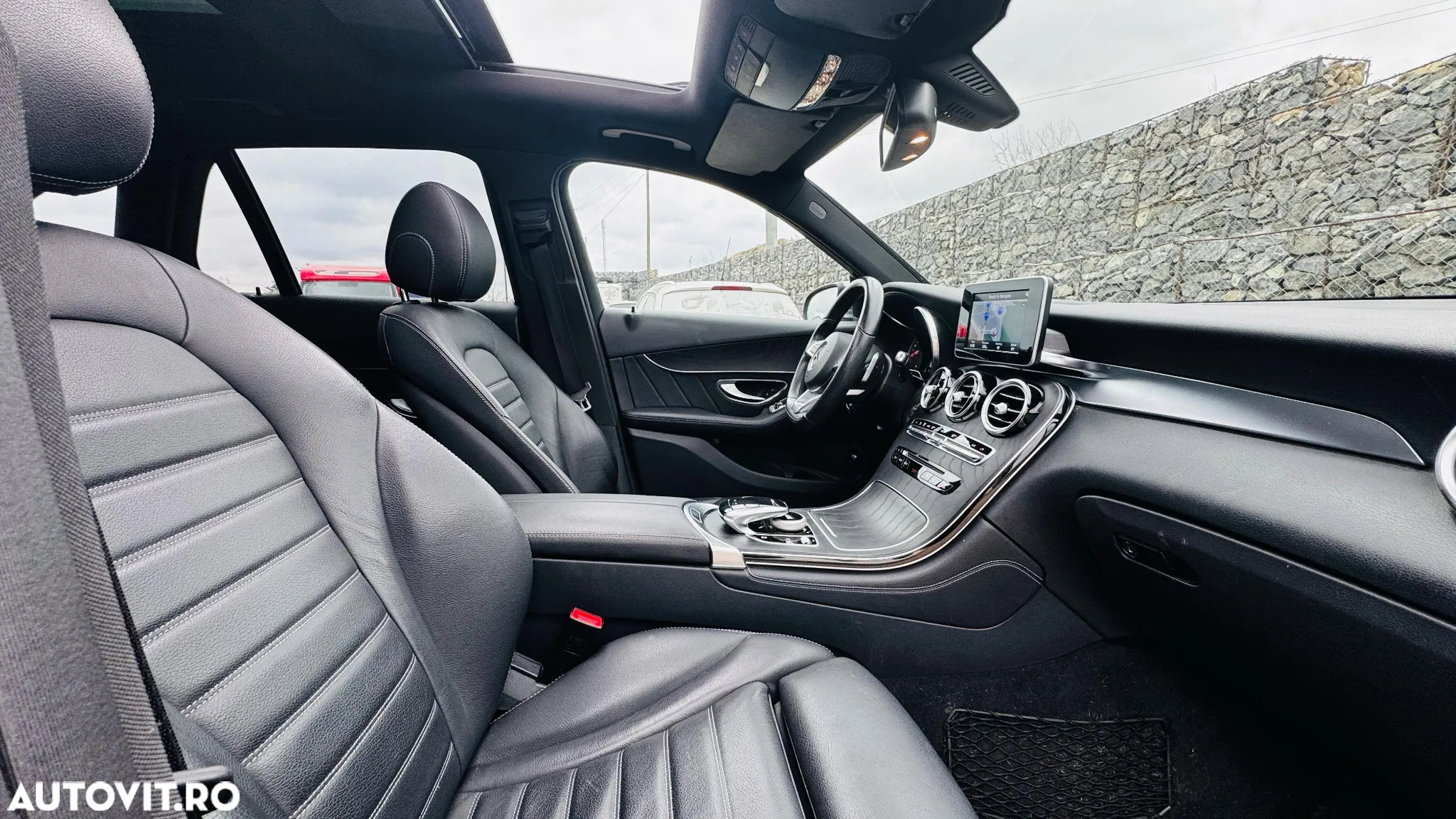 Mercedes-Benz GLC 220 d 4Matic 9G-TRONIC Exclusive - 16