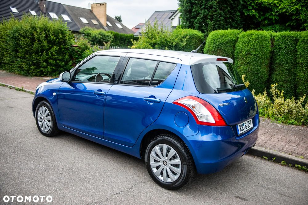 Suzuki Swift 1.2 Club - 12