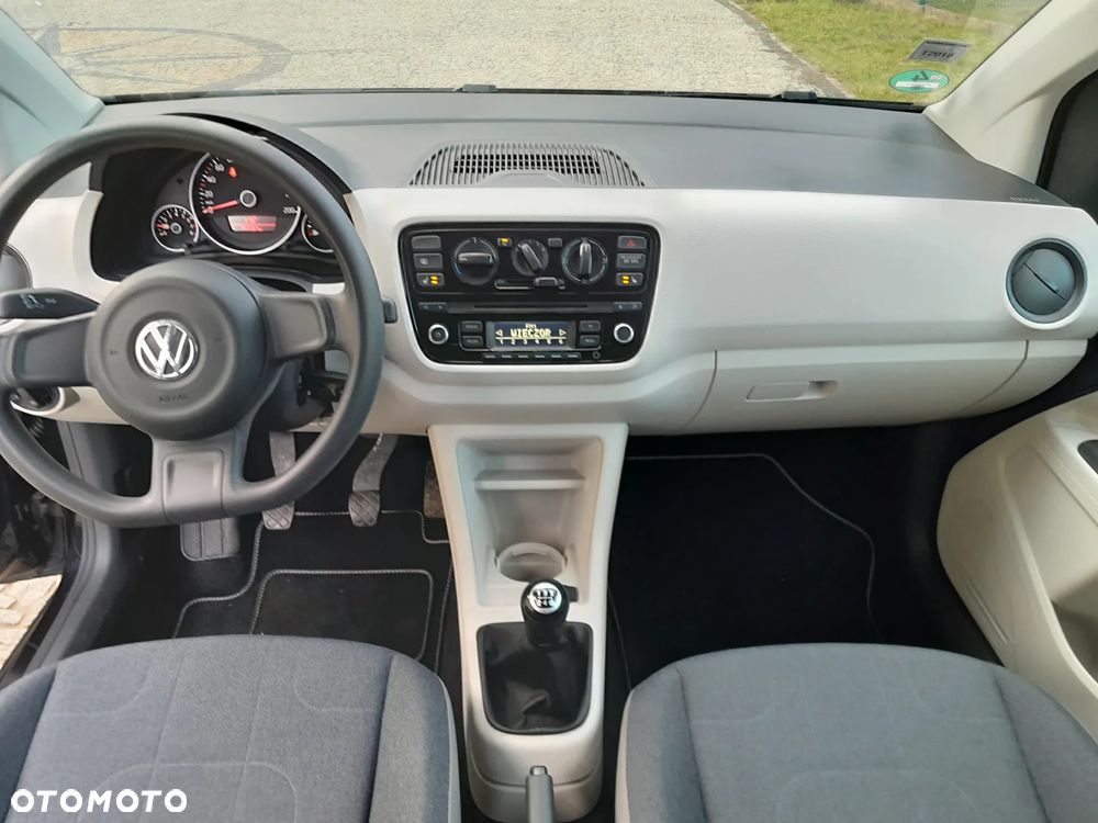 Volkswagen up! black - 11