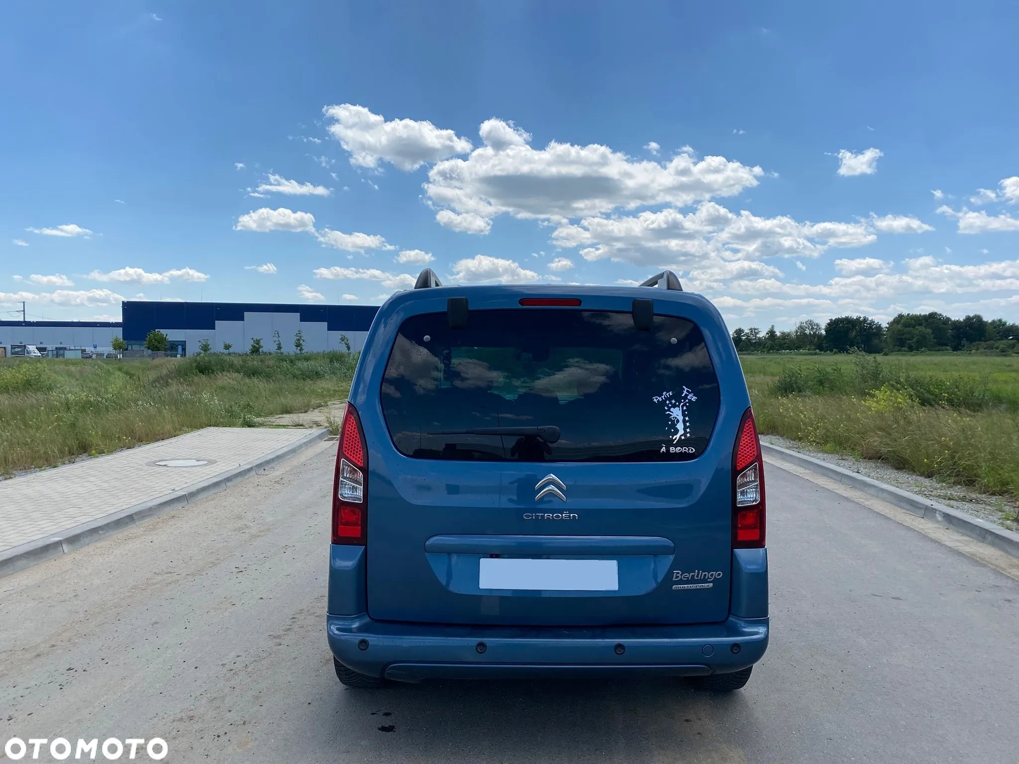 Citroën Berlingo Multispace PureTech 110 SHINE - 6