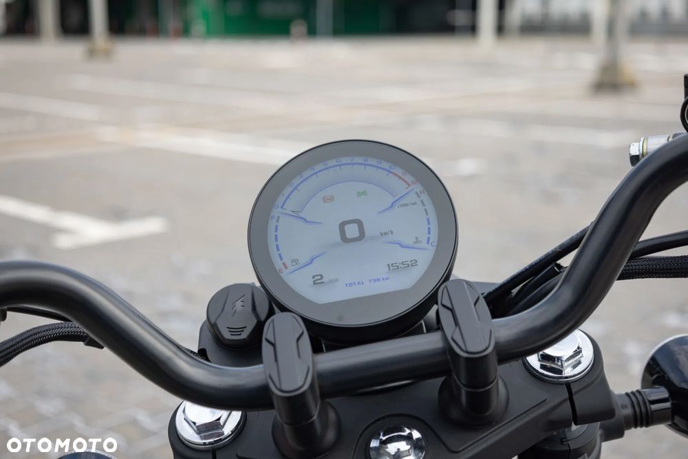 QJMOTOR SRV 125 - 26