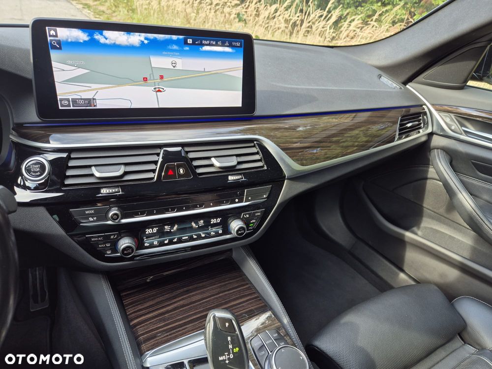 BMW Seria 5 - 24