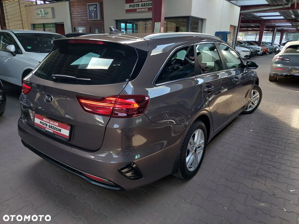 Kia Ceed 1.5 T-GDI M - 8
