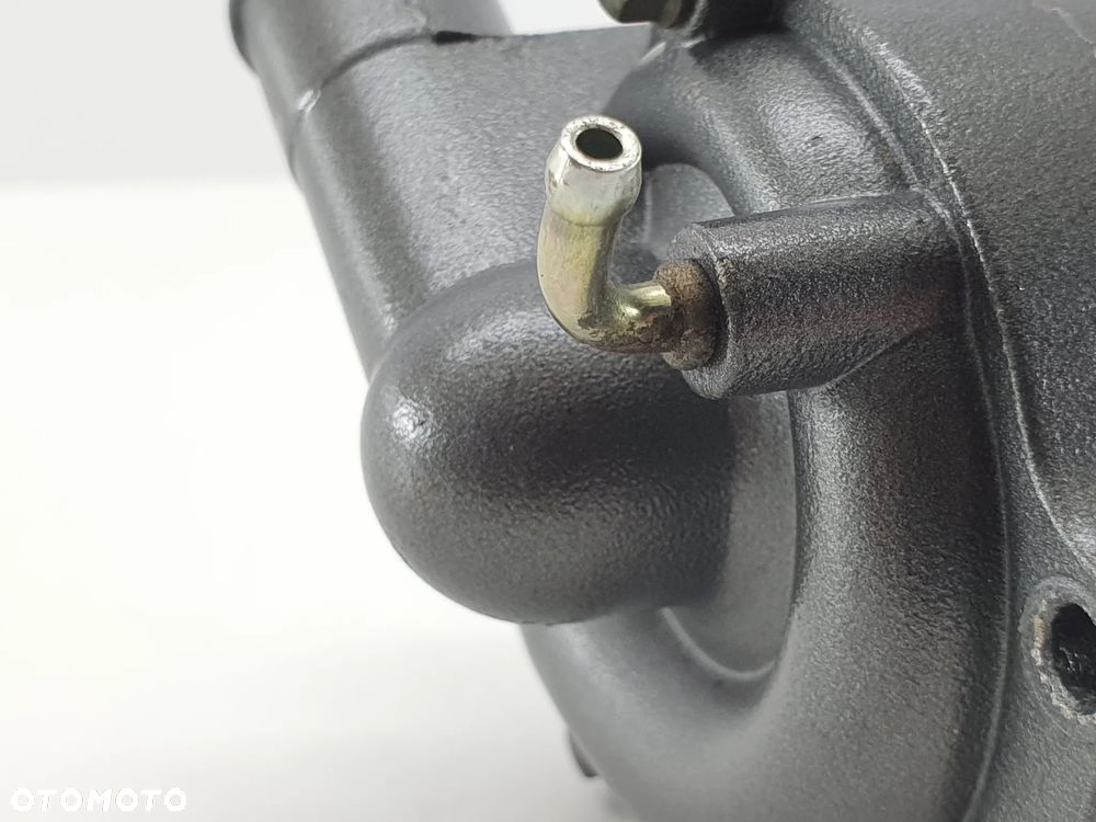 POMPA WODU OBUDOWA DEKIEL WIRNIK  BENELLI 302 - 7