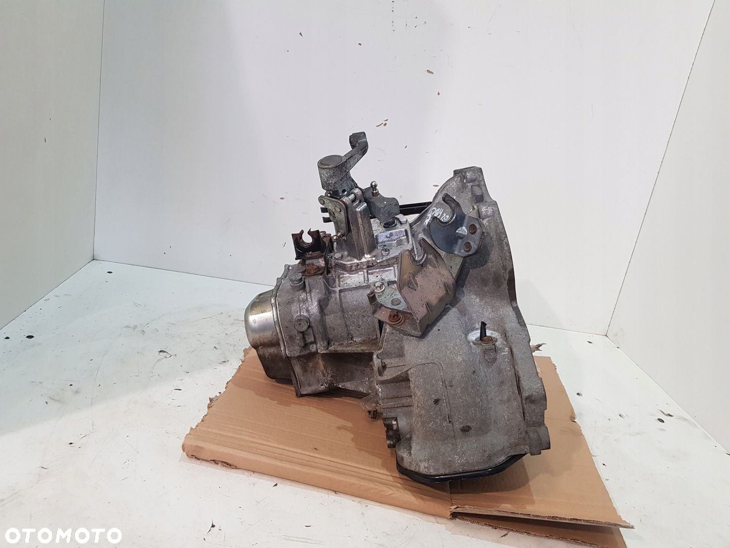 SKRZYNIA BIEGÓW F13C374 OPEL CORSA C D AGILA 1.2B - 4