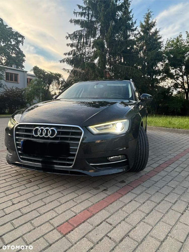 Audi A3 Sportback 1.6 TDI Attraction - 4