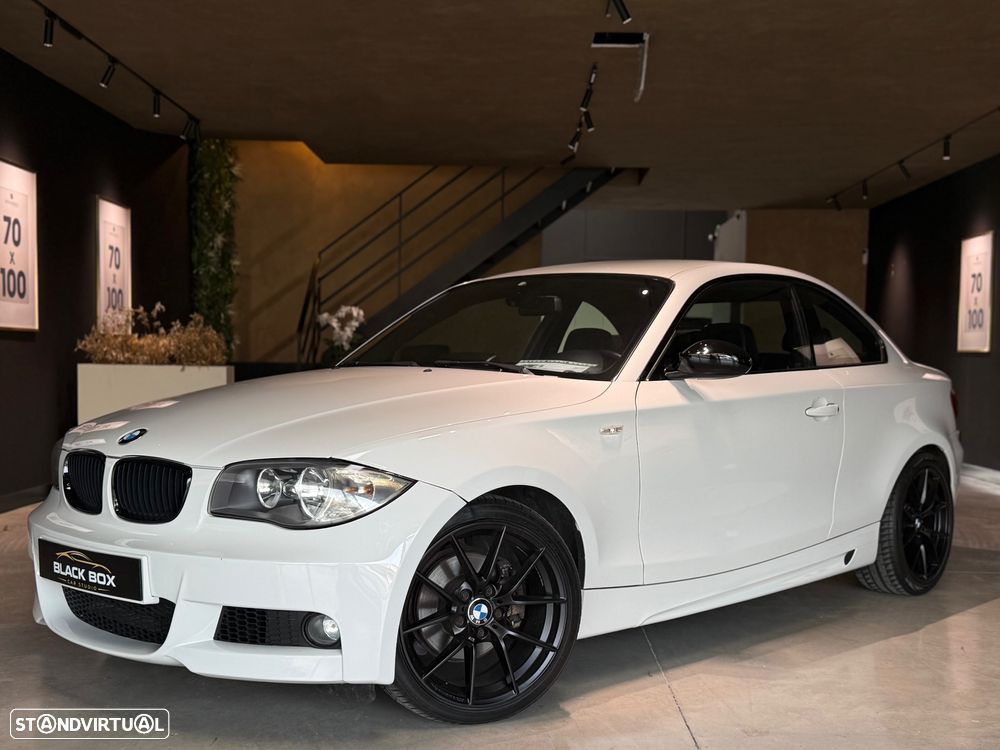 BMW 120 d Limited Edition Lifestyle c/ M Sport Pack - 8