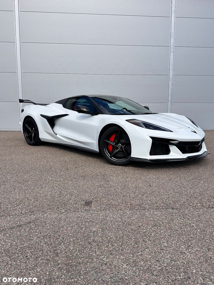 Chevrolet Corvette 2024 photo 2