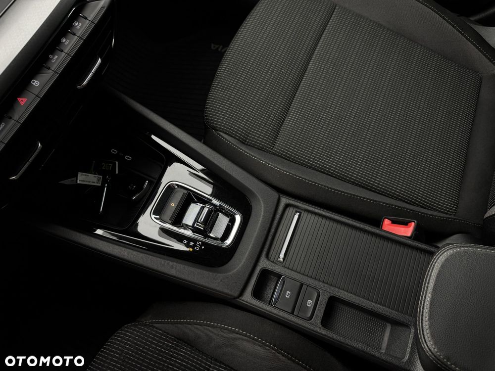 Skoda Octavia 2.0 TDI Ambition DSG - 27