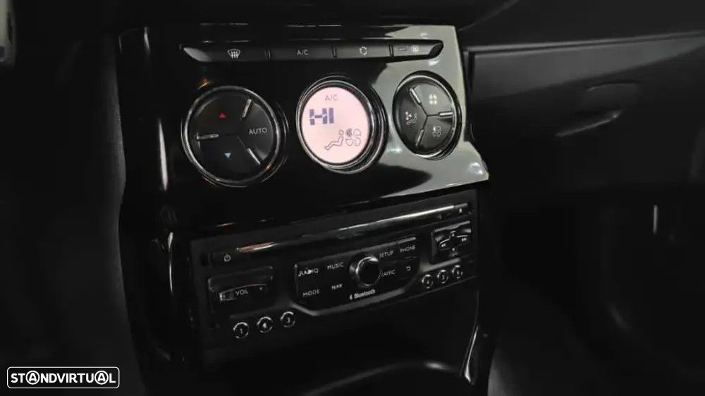 Citroën DS3 1.6 HDi Airdream So Chic - 33