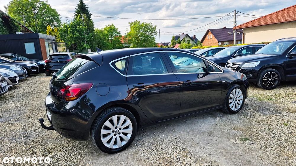 Opel Astra ver-1-6-exklusiv - 13