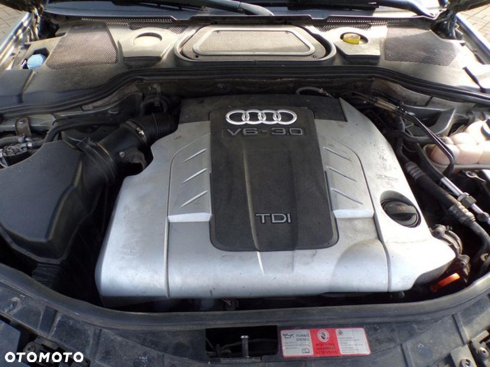 Części- Audi A8 D3 3.0 TDI 233 KM QUATTRO 06R - 6