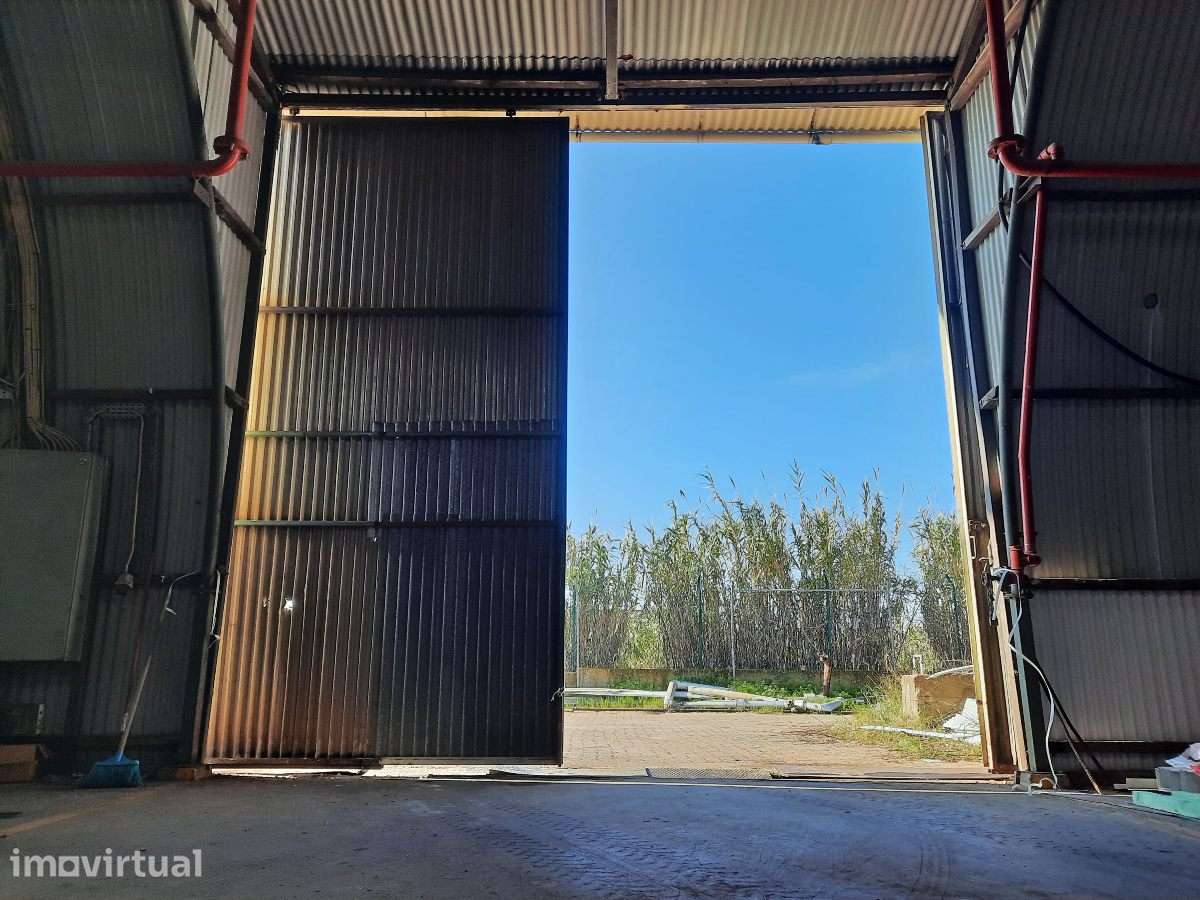 Armazém Industrial Palmela Arrendamento | 800 m2 - Grande imagem: 4/10