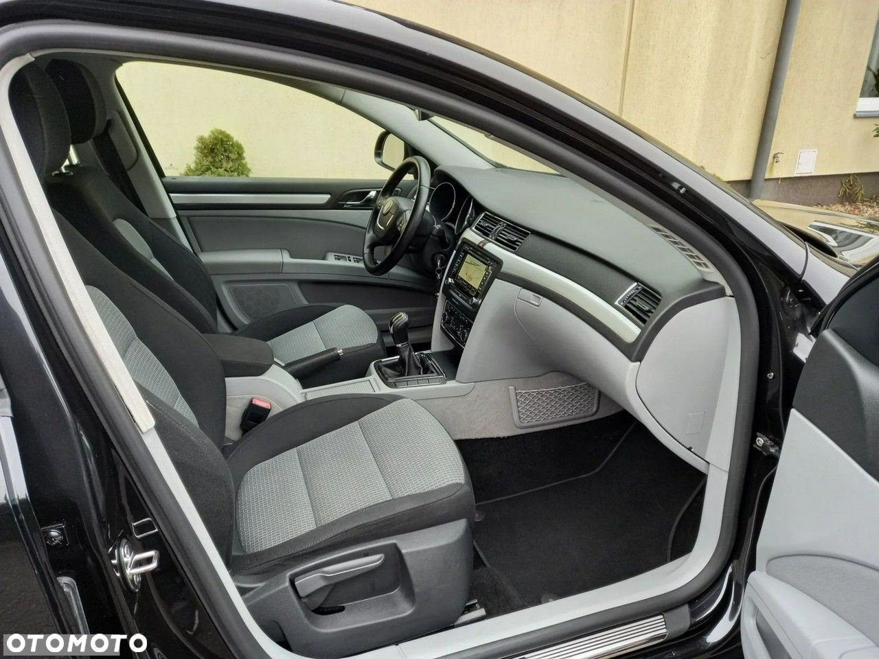 Skoda Superb 1.6 TDI Platinum - 18