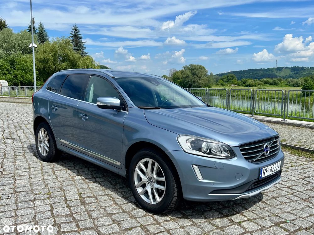Volvo XC 60 D4 AWD Summum - 3