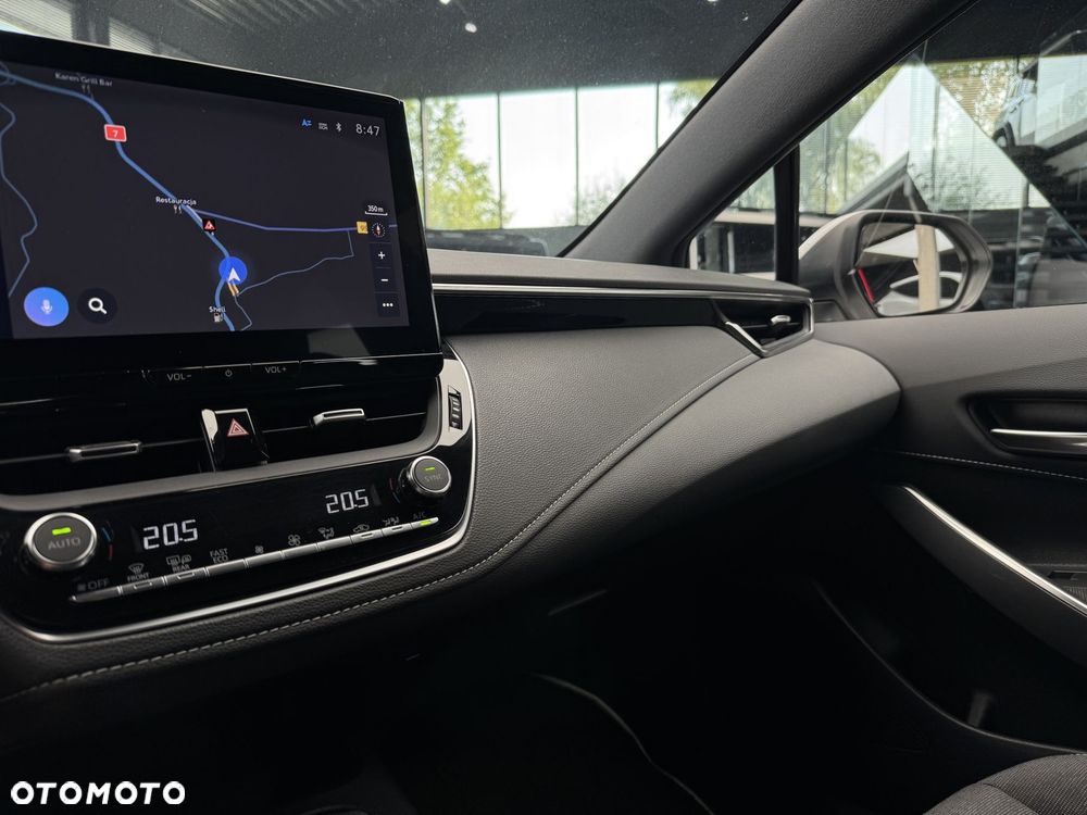 Toyota Corolla 1.8 Hybrid Comfort - 30