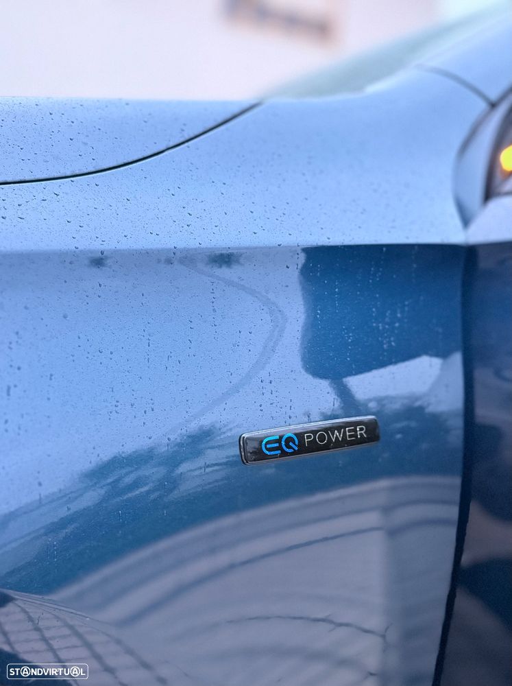 Mercedes-Benz A 250 e AMG Line - 11