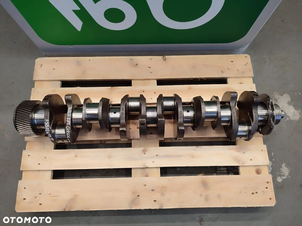 Wał korbowy silnika F3BFE613E Iveco FPT Cursor 13 - 5