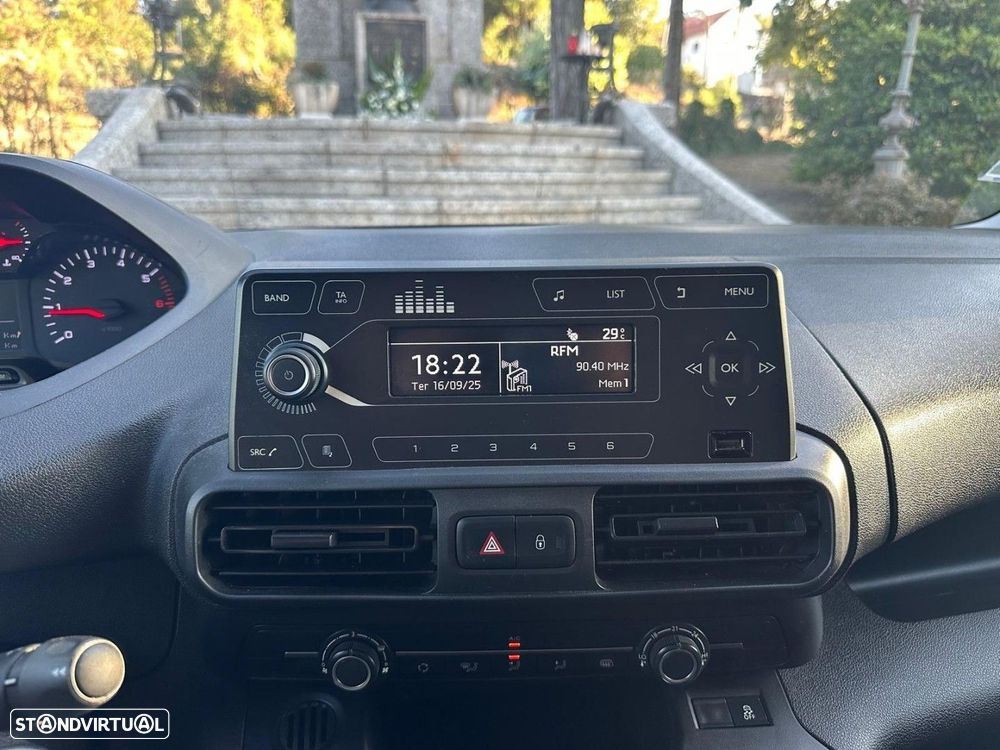 Peugeot Partner 1.5 BlueHDi Premium Standard - 26