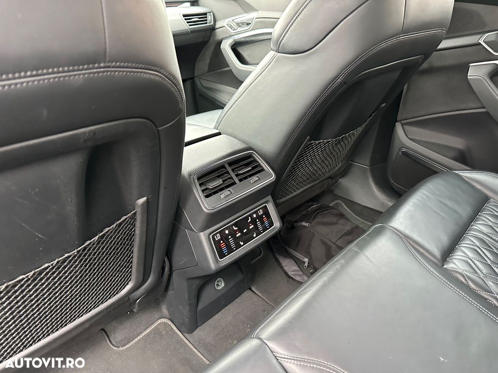 Audi e-tron Sportback S quattro - 13