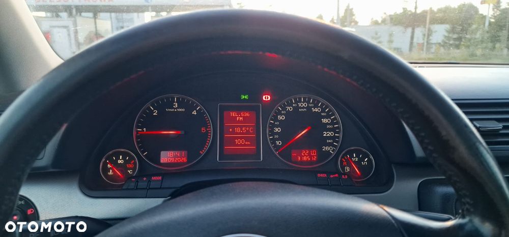 Audi A4 Avant - 10