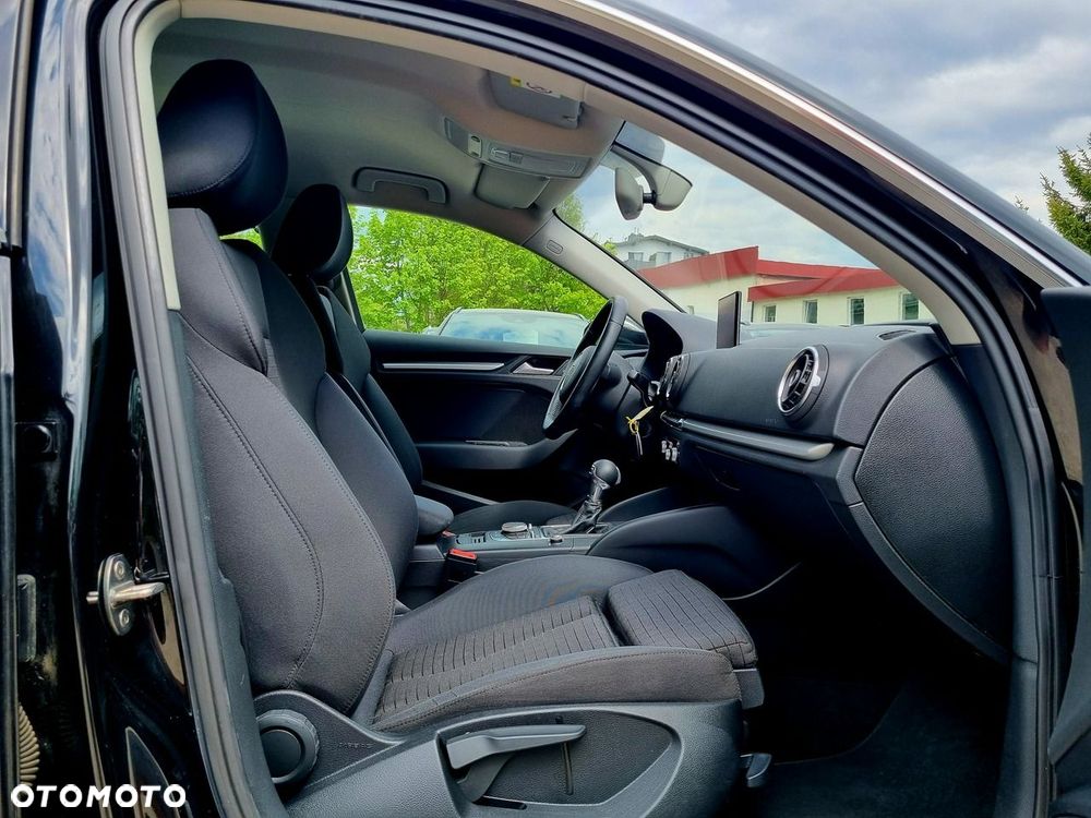 Audi A3 Sportback 1.4 TFSI CoD S tronic - 11