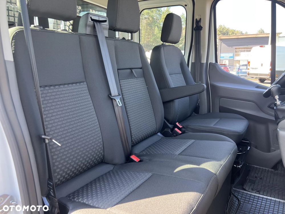 Ford Transit - 24