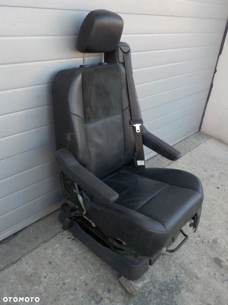 CHRYSLER GRAND VOYAGER V FOTEL LEWY KAPITAŃSKI - 2