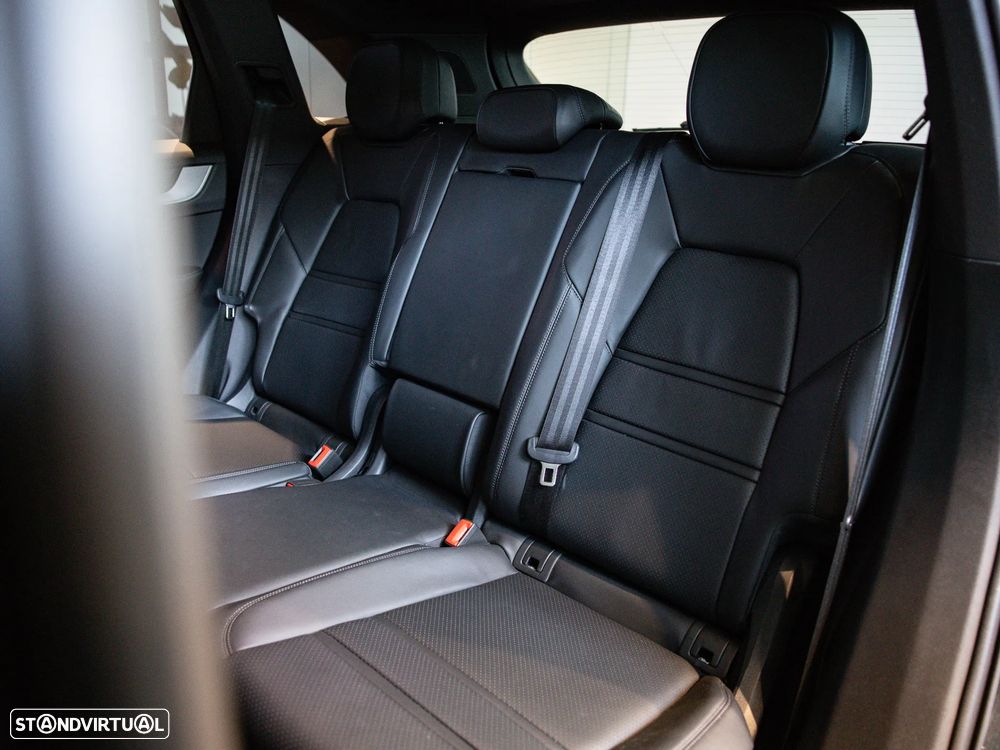 Porsche Cayenne S E-Hybrid - 30