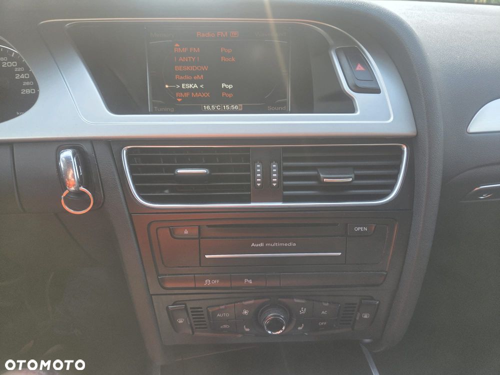 Audi A4 Avant 2.0 TDI DPF quattro S line Sportpaket (plus) - 11