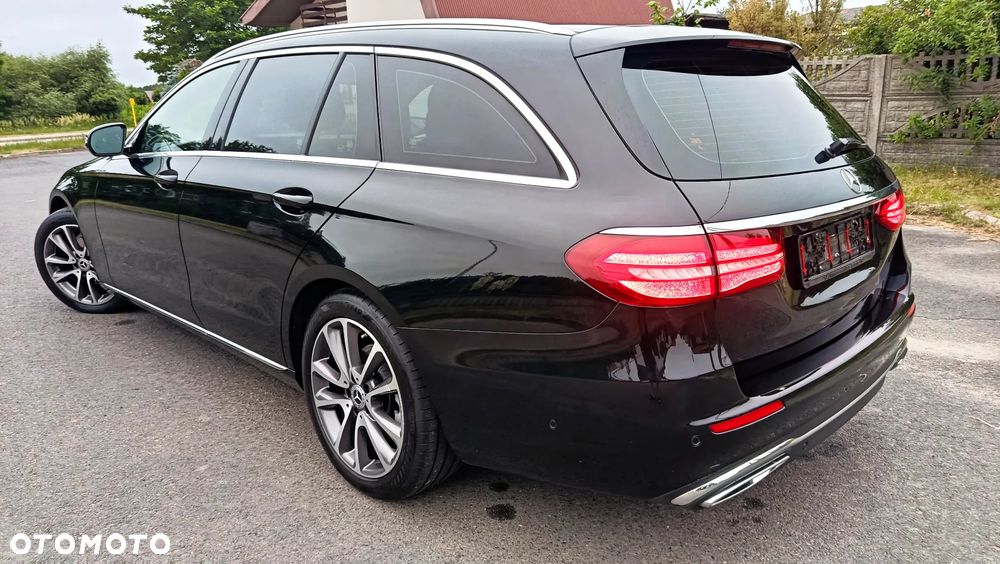 Mercedes-Benz Klasa E 220 d 9G-TRONIC - 4