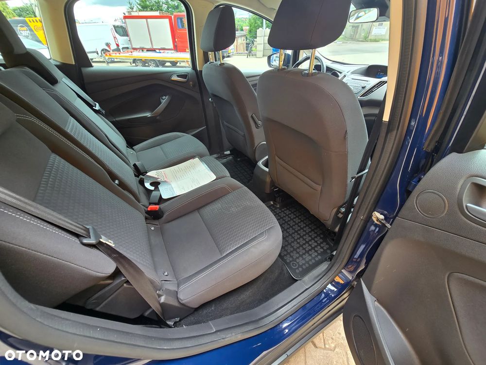 Ford C-MAX - 11