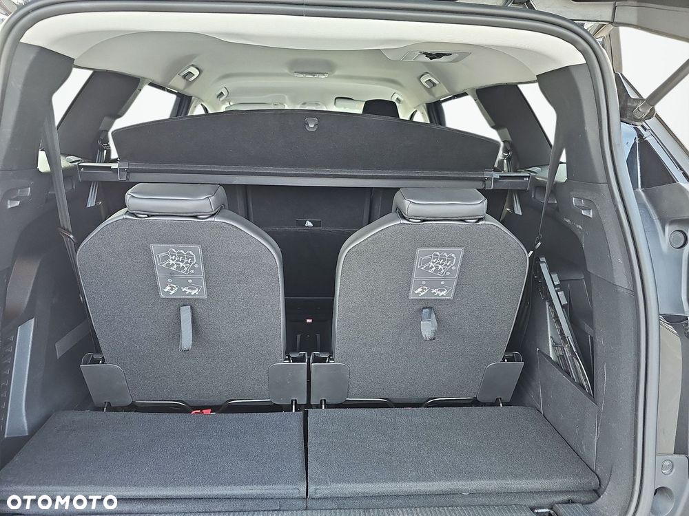 Peugeot 5008 2.0 BlueHDi Road Trip S&S EAT8 - 24
