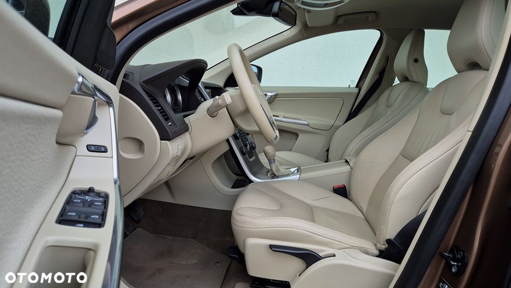 Volvo XC 60 D4 Summum - 23