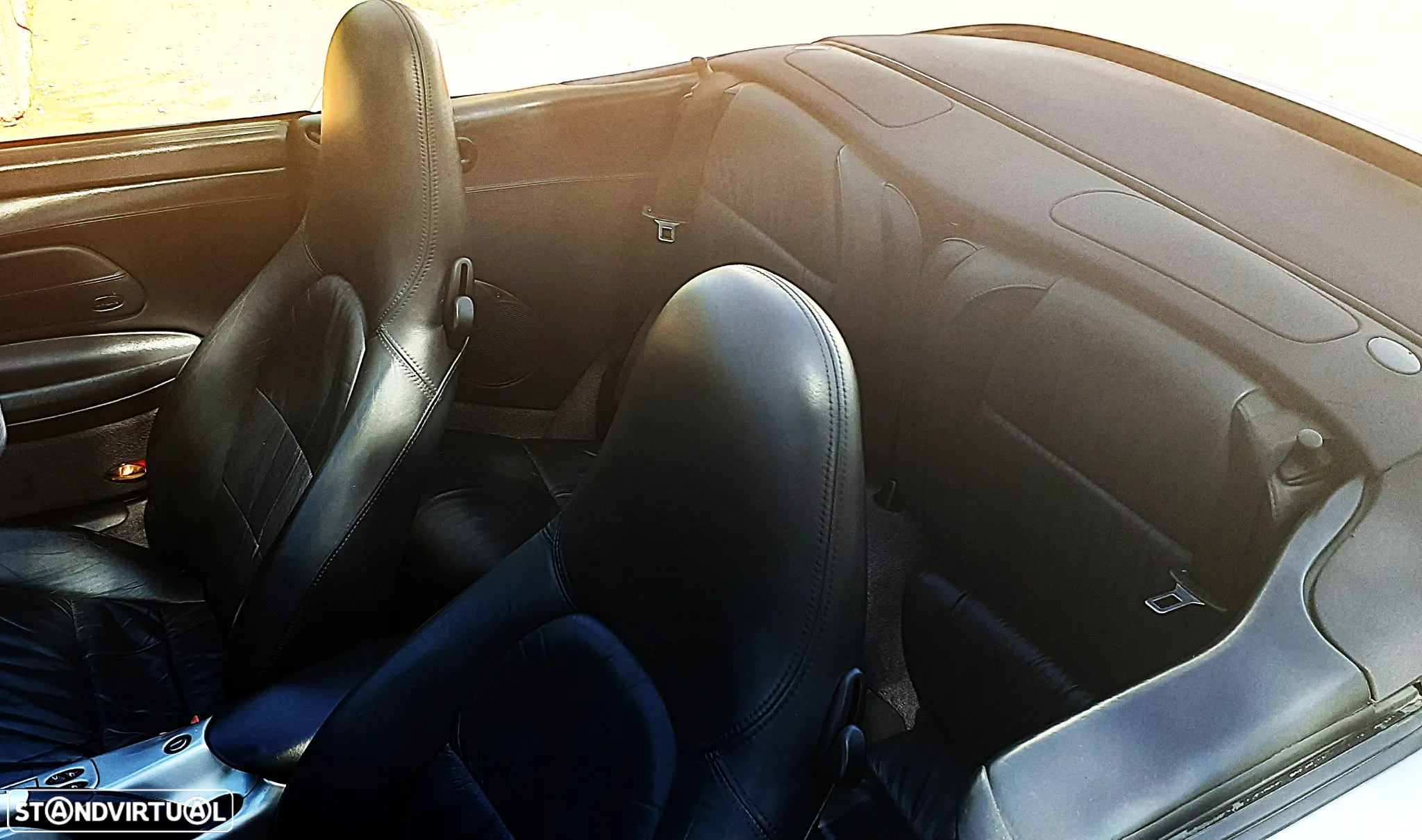 Porsche 911 (996) Carrera Cabrio - 23