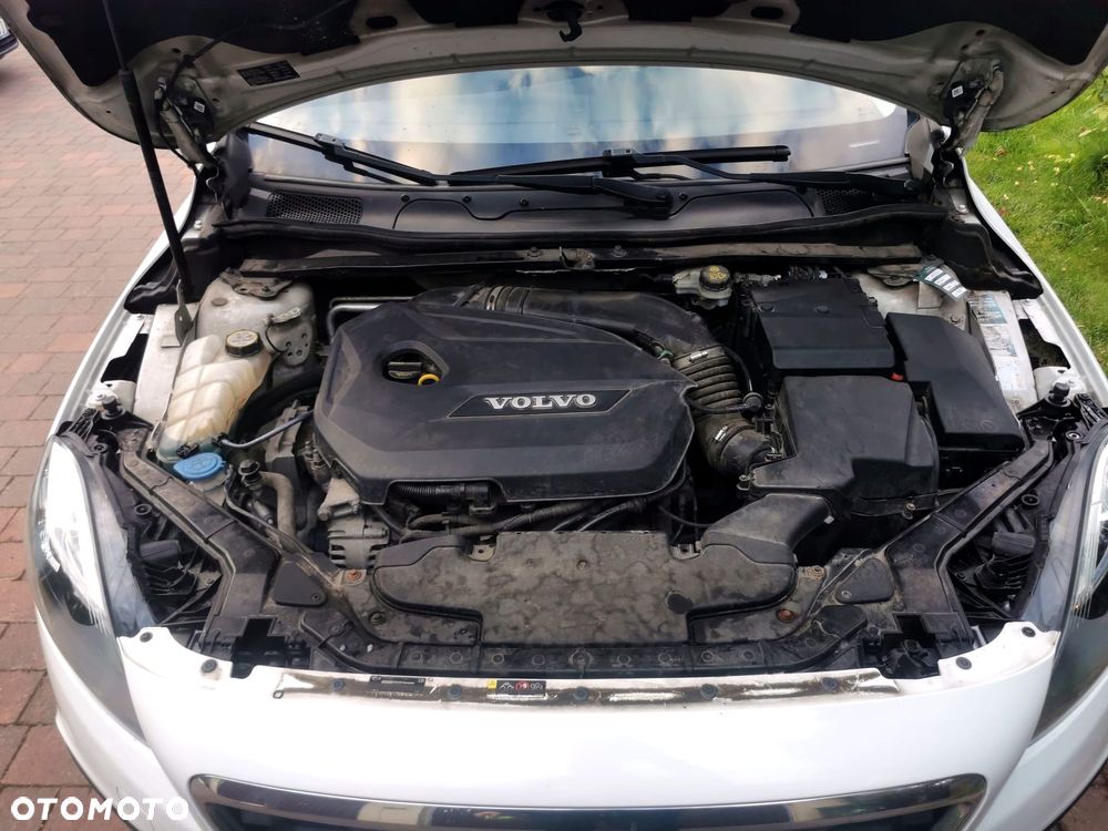 Volvo V40 - 8