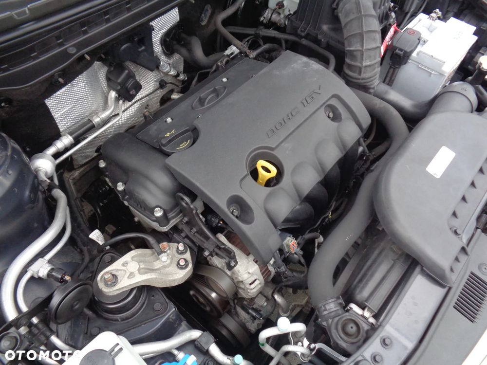 Hyundai i30 i30cw 1.4 Edition Plus - 27