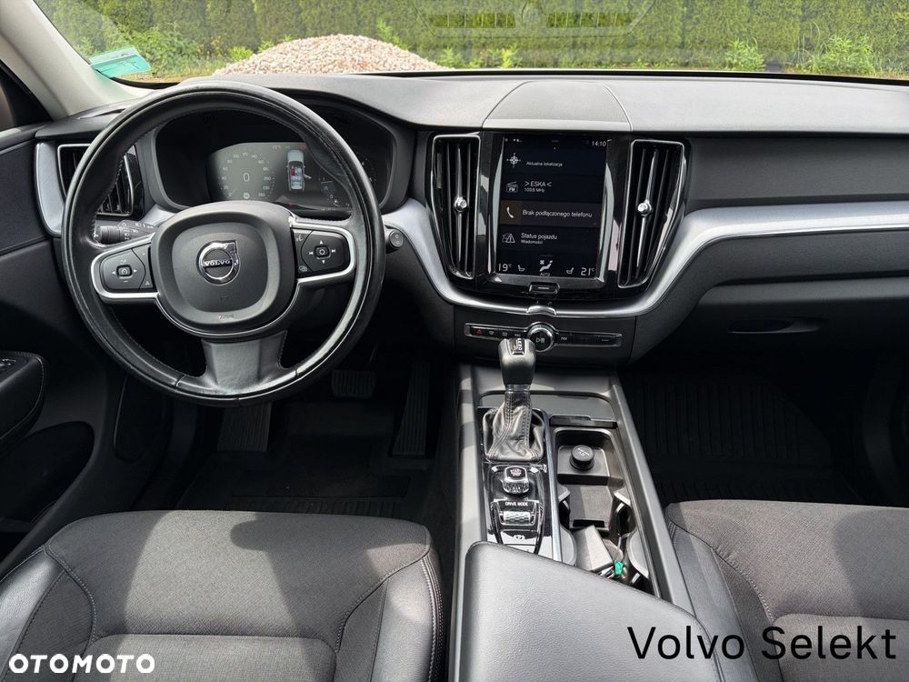 Volvo XC 60 D4 AWD Momentum - 23