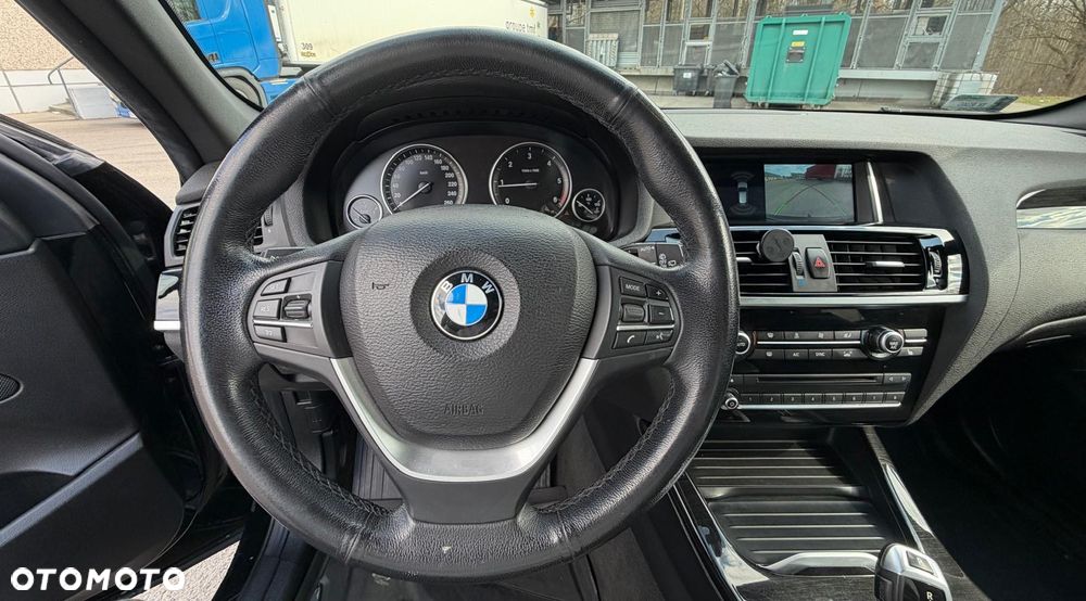 BMW X3 sDrive18d - 23