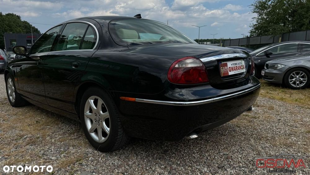 Jaguar S-Type - 13