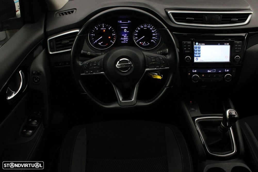 Nissan Qashqai 1.5 dCi Tekna — fotografia 9