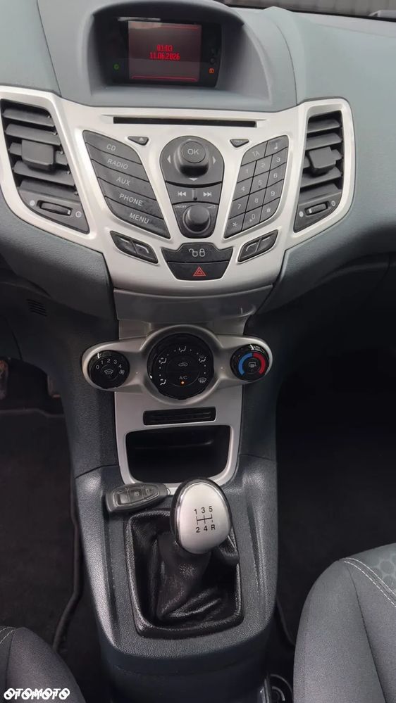 Ford Fiesta - 16