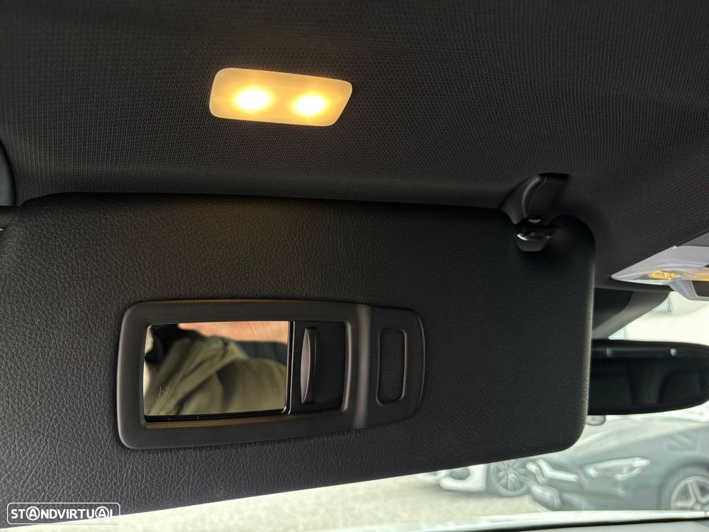 BMW X1 25 e xDrive Line Sport - 36