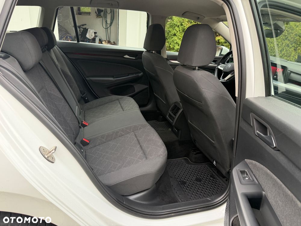 Volkswagen Golf - 35