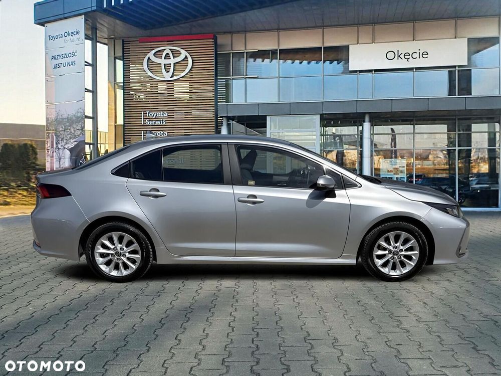 Toyota Corolla - 8