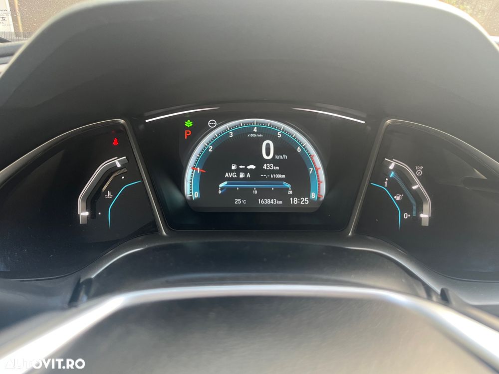 Honda Civic 1.5 i-VTEC Turbo CVT Prestige - 18