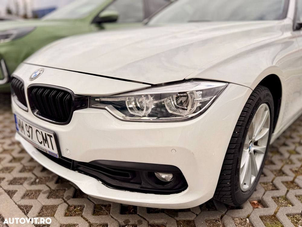 BMW Seria 3 320i Aut. - 5