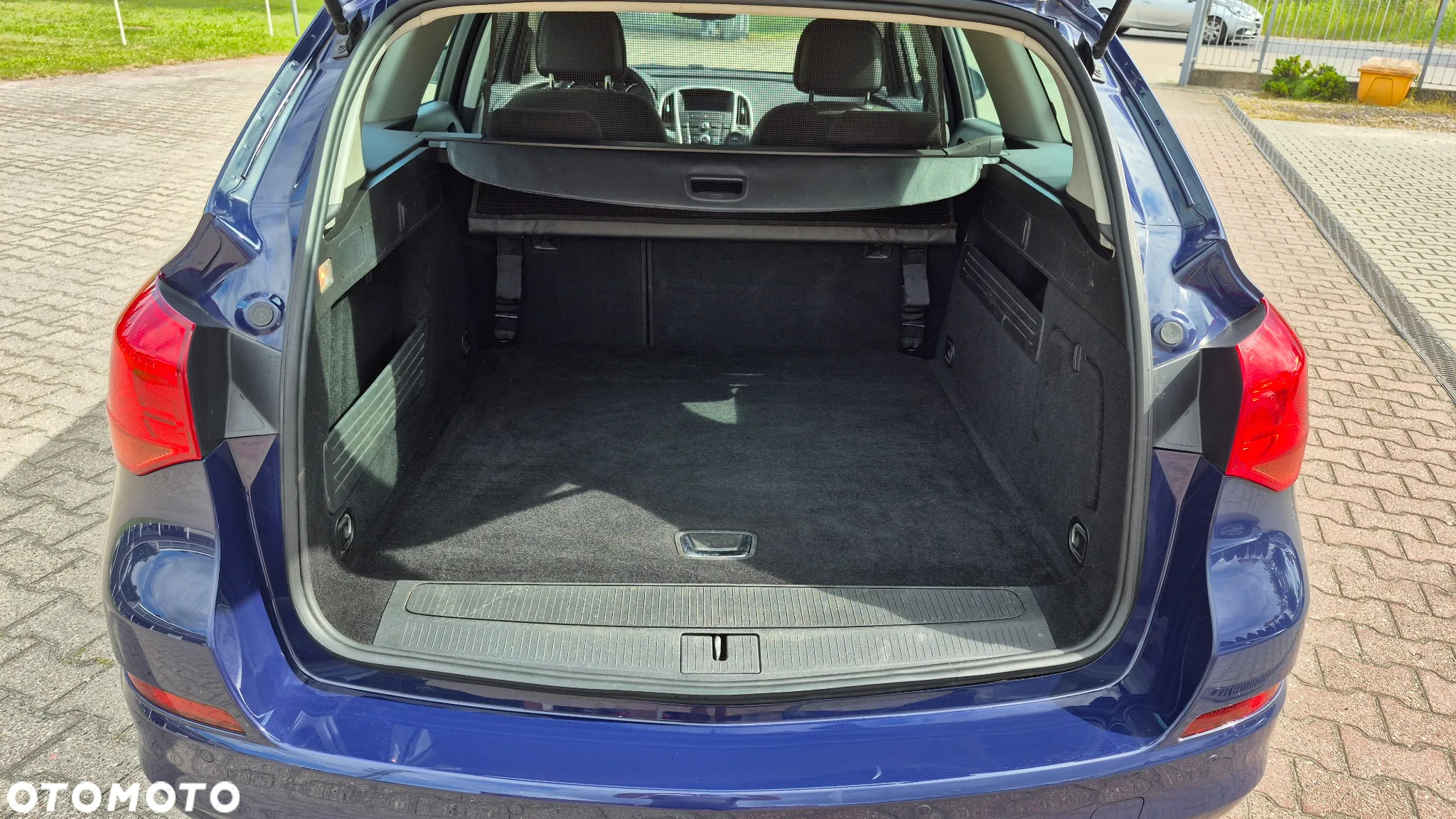 Opel Astra 1.7 CDTI DPF Color Edition - 31