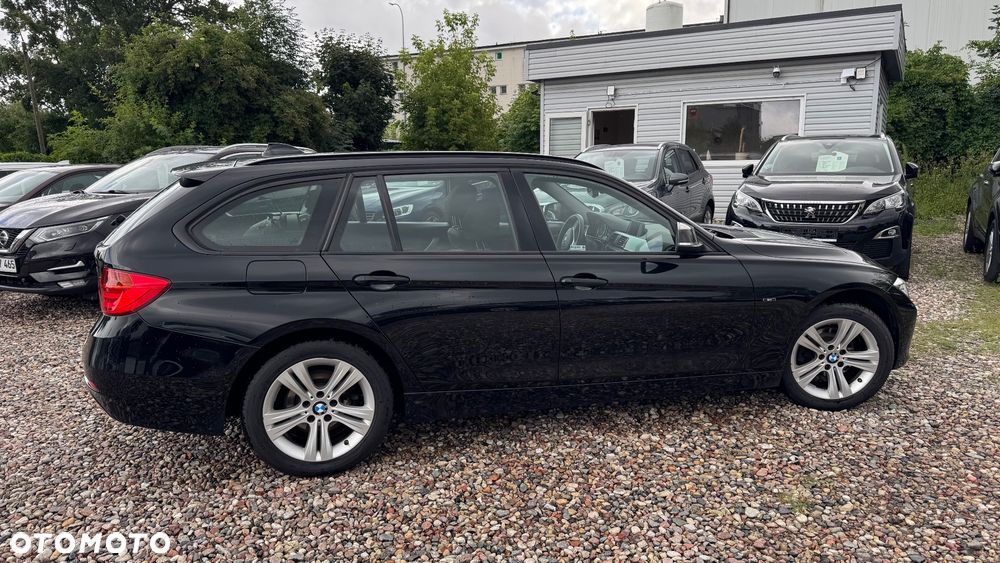 BMW Seria 3 318d Sport Line - 17